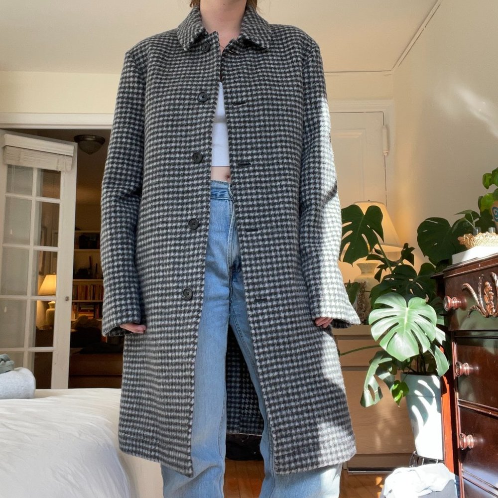 Bonobos houndstooth (??) wool coat in great condition